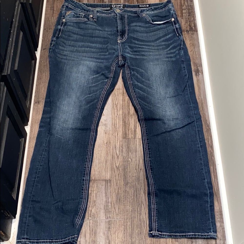 Men’s buckle jeans